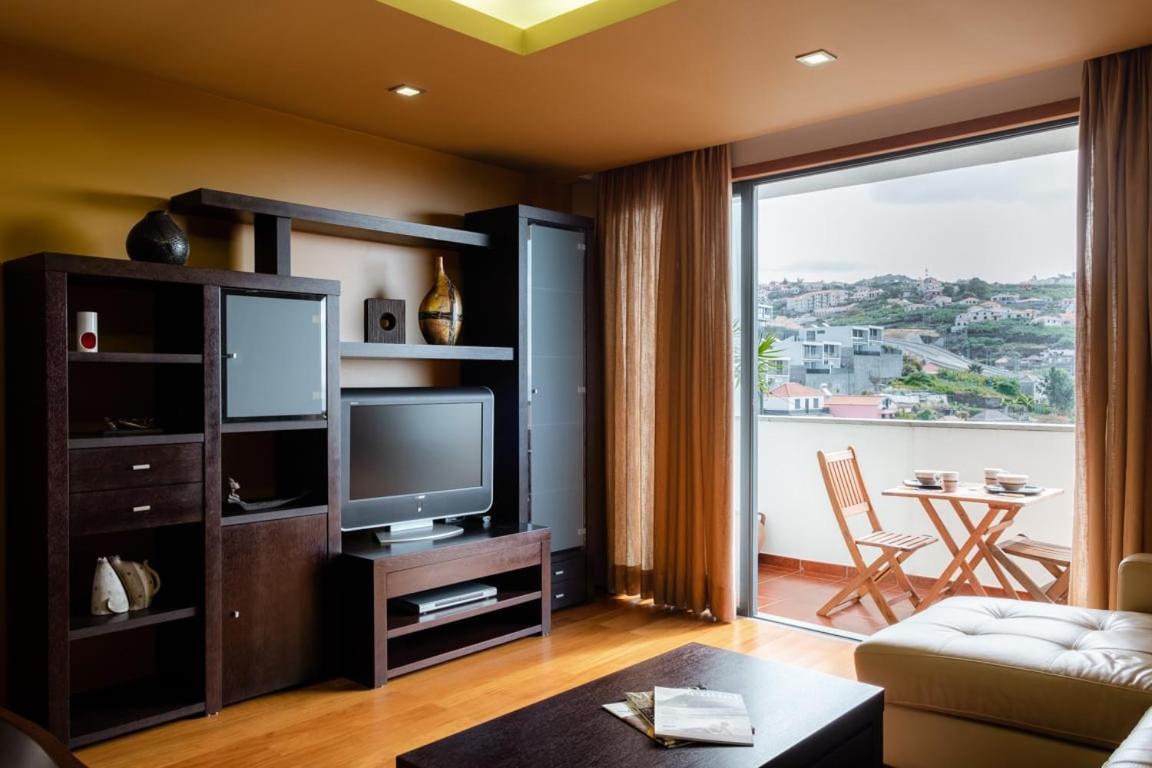 Apartament Guestready - Serene Escape In Câmara de Lobos Zewnętrze zdjęcie
