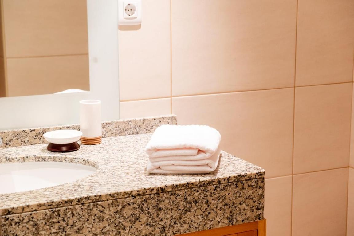Apartament Guestready - Serene Escape In Câmara de Lobos Zewnętrze zdjęcie