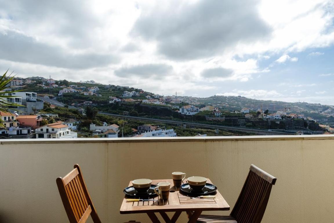 Apartament Guestready - Serene Escape In Câmara de Lobos Zewnętrze zdjęcie